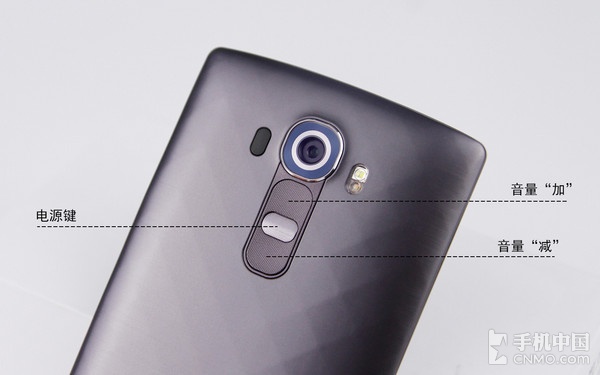 獨特的纖薄微彎曲設(shè)計_LG G4第3張圖