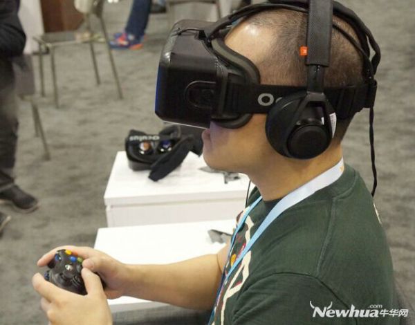 Oculus Rift售價(jià)曝光  全套設(shè)備將花費(fèi)1500美元