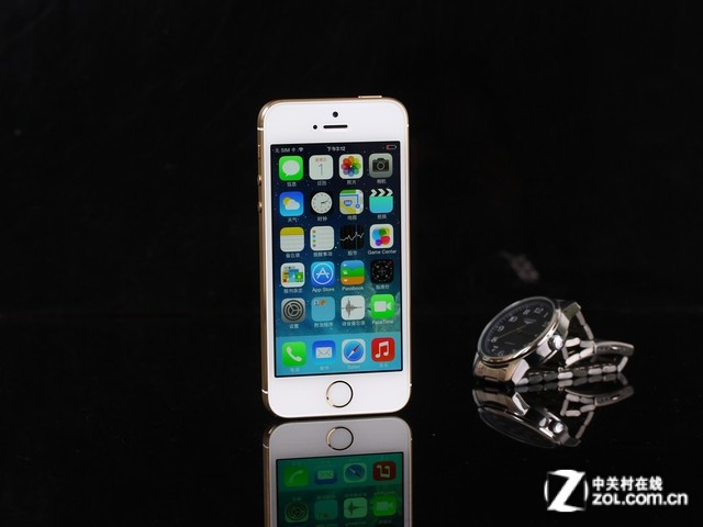 還是5s更受歡迎 港蘋(píng)果iPhone5s報(bào)新低 