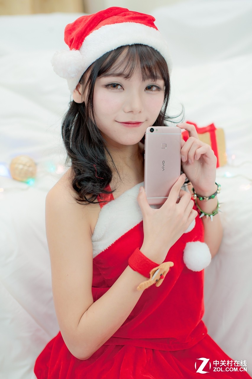 萌妹紙攜vivo X6&X6Plus陪你過(guò)圣誕