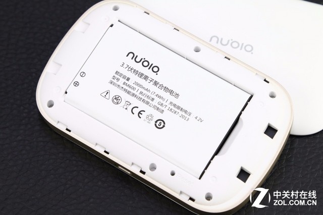 功能全面信號穩(wěn)定 nubia MIFI路由圖賞
