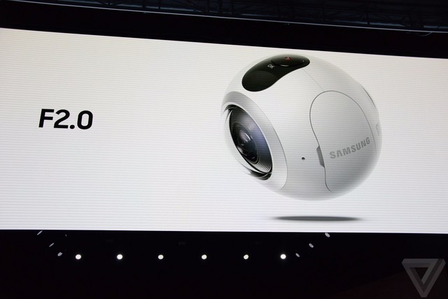 VR看展新時代 三星S7/S7 edge發(fā)布回顧