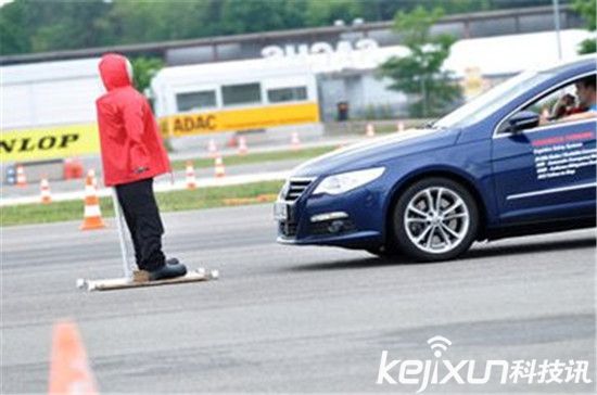 自動(dòng)剎車時(shí)代來臨 智能掌控真的可靠？