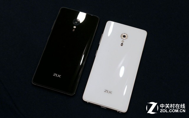 聯想ZUK Z2 Pro分為尊享版和旗艦版，尊享版配備6GB RAM+128GB ROM，售價為2699元，將于4月22日上午10點通過聯想ZUK官網啟動千人眾測；旗艦版配備4GB RAM+64GB ROM，將于5月10日啟動猜價預約活動。