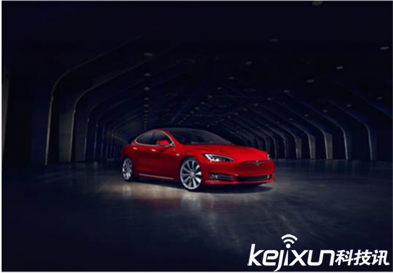 特斯拉 Model S 首次中國亮相  新店建在太古里？