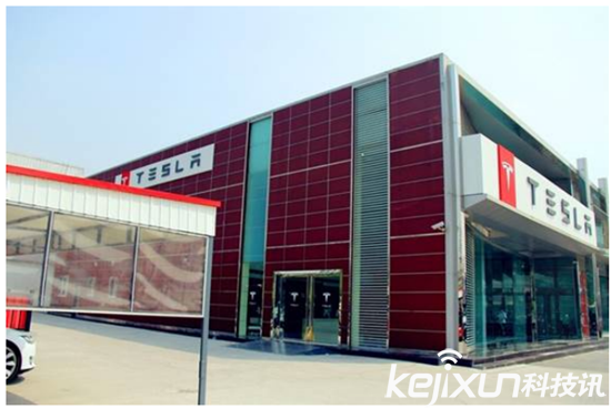 特斯拉 Model S 首次中國亮相  新店建在太古里？