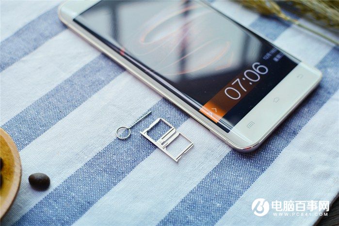國產(chǎn)手機(jī)新標(biāo)桿 vivo Xplay5全面評測
