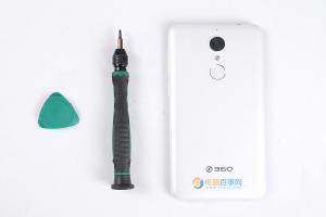 360手機(jī)N4做工如何？360手機(jī)N4拆機(jī)圖解評測