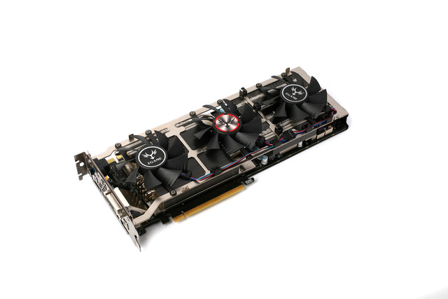 “十”力超群 七彩虹發(fā)布多款GTX1080產品 
