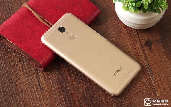 360手機(jī)N4S和N4哪個好？360手機(jī)N4與N4S區(qū)別對比