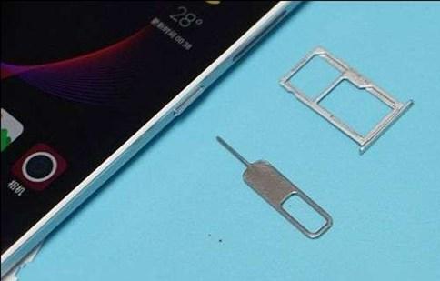 低價(jià)來襲！中興Blade ;A2怎么安裝SIM卡？