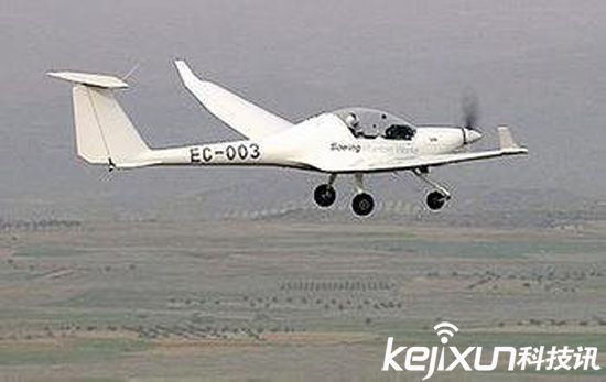 我國(guó)首架氫燃料電池飛機(jī)試飛成功 飛行全程零污染排放