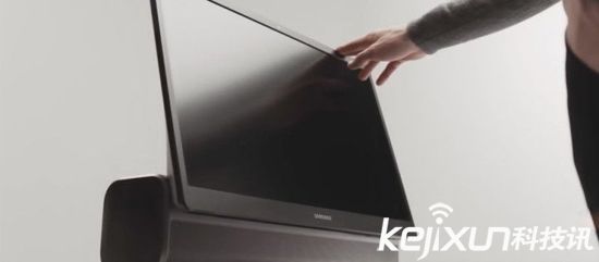 三星發(fā)布全新一體機 集成條形音箱作支撐底座