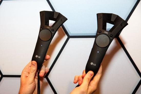 完爆HTC Vive？新款LG VR頭顯亮相MWC