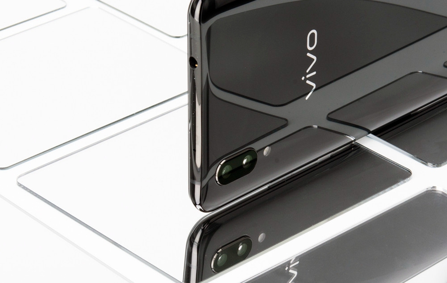 雙面玻璃質(zhì)感回歸 vivo X21開箱圖賞