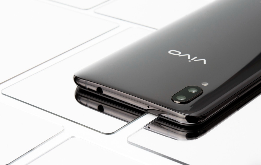 雙面玻璃質(zhì)感回歸 vivo X21開箱圖賞