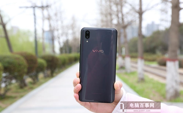 開黑和吃雞用什么手機(jī)好 2018適合玩游戲的手機(jī)推薦