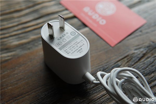 天貓精靈方糖智能音箱評測：麻雀雖小，五臟俱全