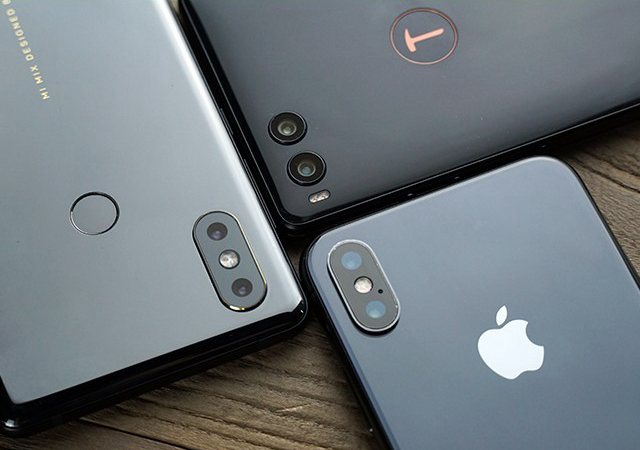 堅果R1、小米MIX2S、iPhone X對比評測 國產旗艦對決蘋果