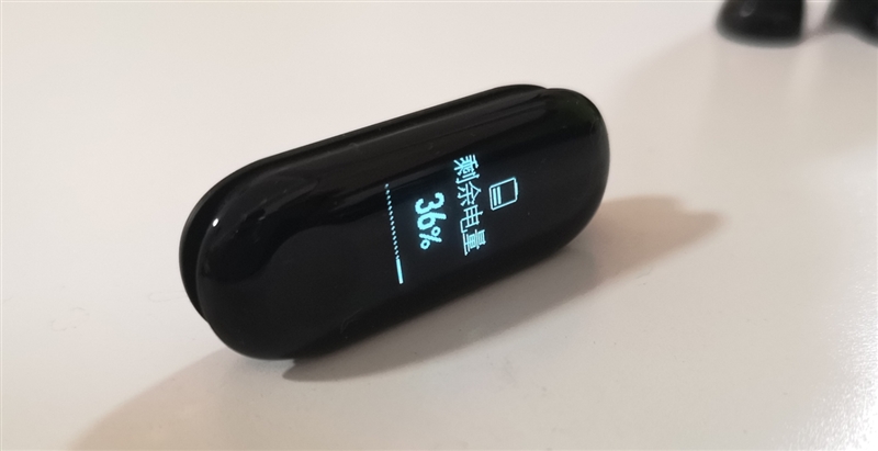 續航超20天！小米手環3評測：大屏幕+50米防水