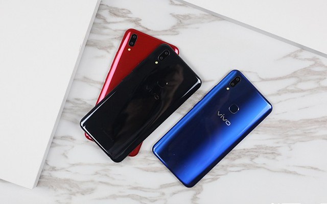 vivo Z1值得買(mǎi)嗎 vivo Z1全面評(píng)測(cè)