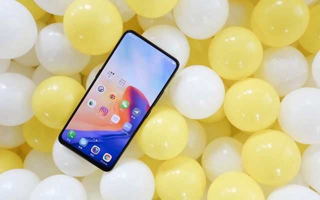 小米8和vivo NEX哪個好？vivo NEX對比小米8透明探索版區(qū)別