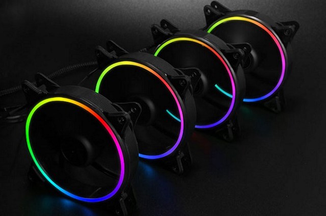 電腦機箱散熱風(fēng)扇的2針、3針、4針有什么區(qū)別？