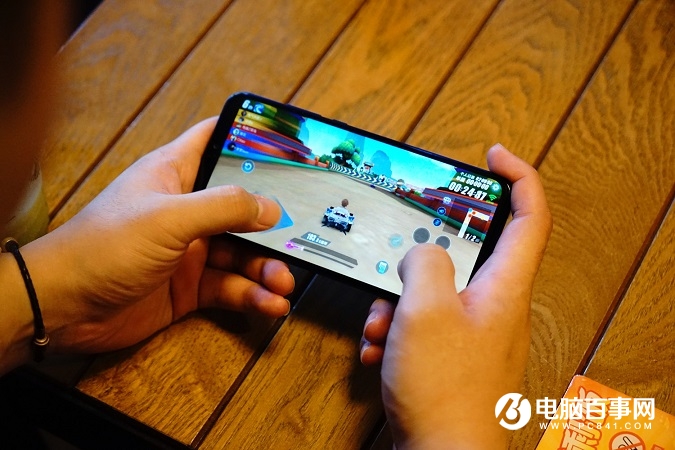 vivo Z1和榮耀8X哪個好？榮耀8X和vivo Z1區別對比