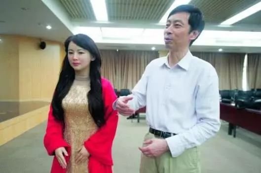 中美日三國美女機器人對比：中國最逼真，美國超性感，日本呢？