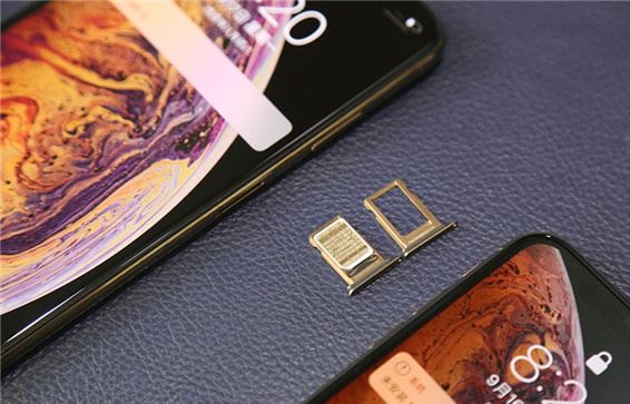 蘋果iPhoneXs Max安裝SIM卡教程 iPhoneXs Max怎么安裝SIM卡？