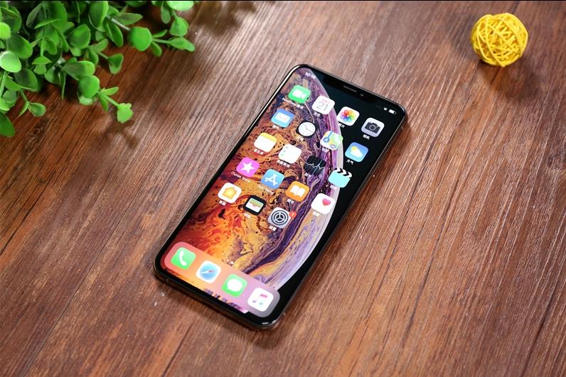 華為Mate 20 X對比iPhone XS Max：誰才是最強游戲旗艦！