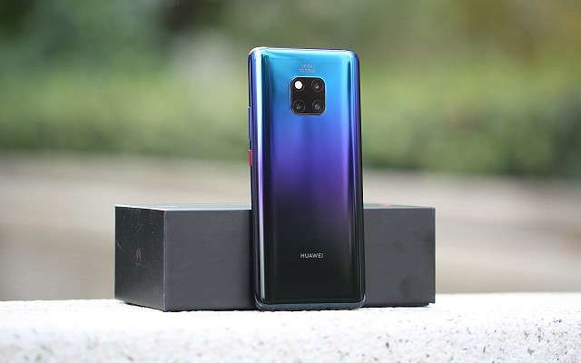 天貓雙12手機(jī)戰(zhàn)報(bào)出爐：華為Mate20 Pro超越iPhone XS登榜首